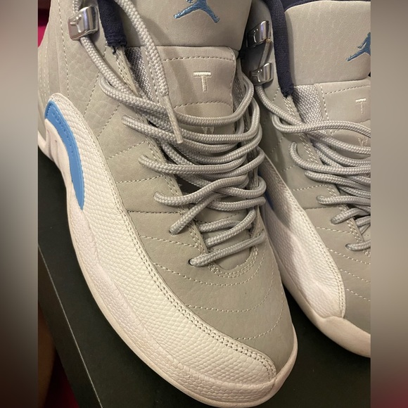 Jordan Wolf Grey Blue University 12’s - Picture 7 of 7